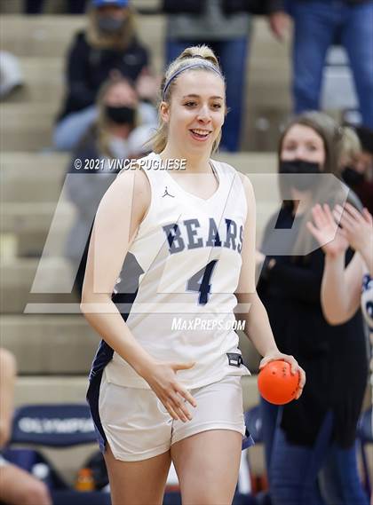 Thumbnail 1 in Olympia vs Kelso photogallery.