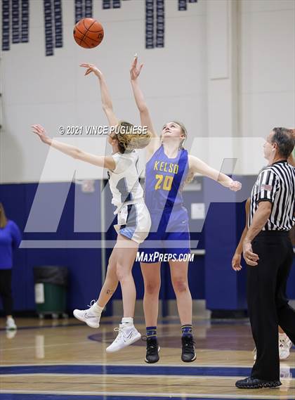 Thumbnail 2 in Olympia vs Kelso photogallery.