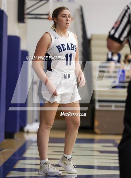 Thumbnail 2 in Olympia vs Kelso photogallery.