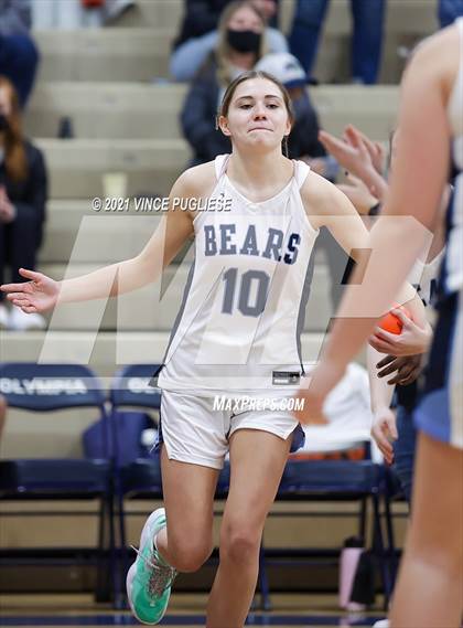 Thumbnail 3 in Olympia vs Kelso photogallery.