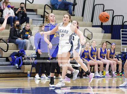 Thumbnail 2 in Olympia vs Kelso photogallery.