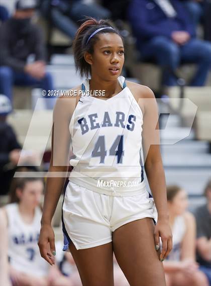 Thumbnail 1 in Olympia vs Kelso photogallery.