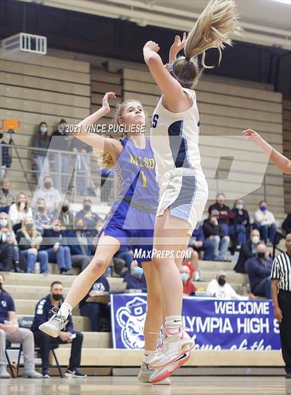 Thumbnail 2 in Olympia vs Kelso photogallery.