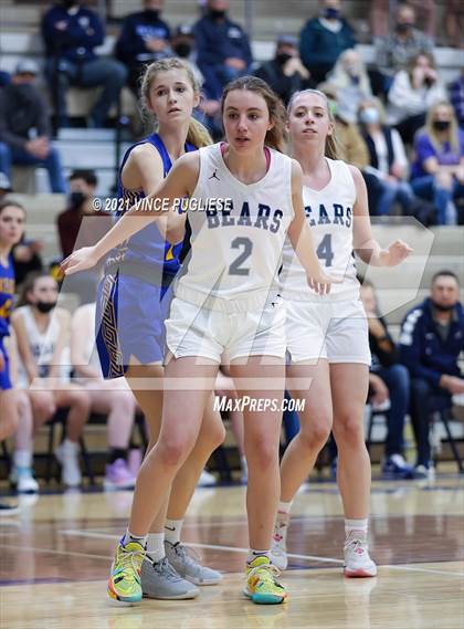 Thumbnail 2 in Olympia vs Kelso photogallery.