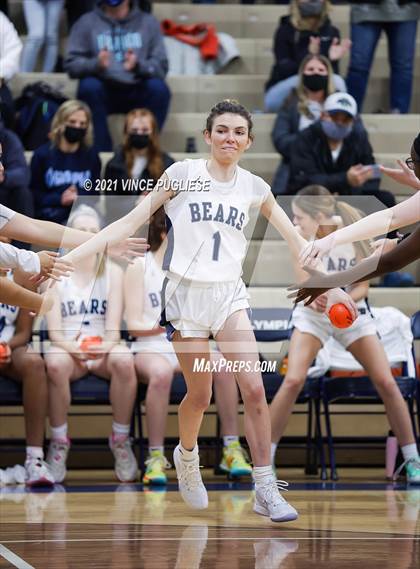 Thumbnail 3 in Olympia vs Kelso photogallery.