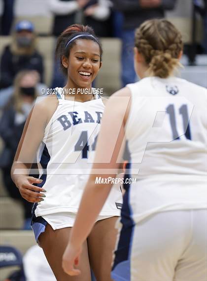 Thumbnail 3 in Olympia vs Kelso photogallery.