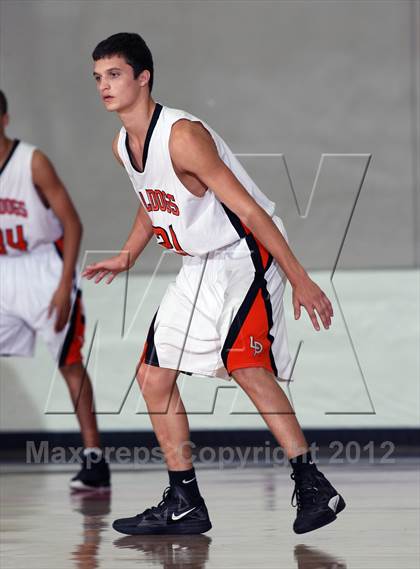 Thumbnail 3 in Pasadena vs. La Porte (McDonald's Texas Invitational) photogallery.