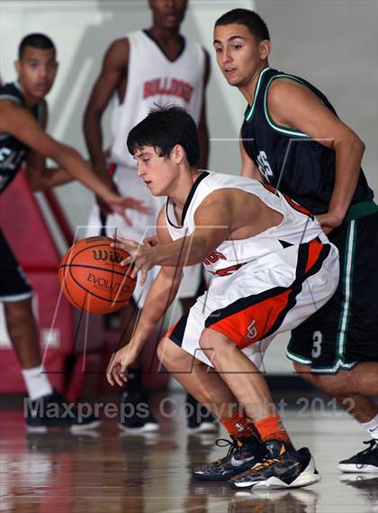 Thumbnail 1 in Pasadena vs. La Porte (McDonald's Texas Invitational) photogallery.