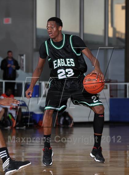 Thumbnail 3 in Pasadena vs. La Porte (McDonald's Texas Invitational) photogallery.