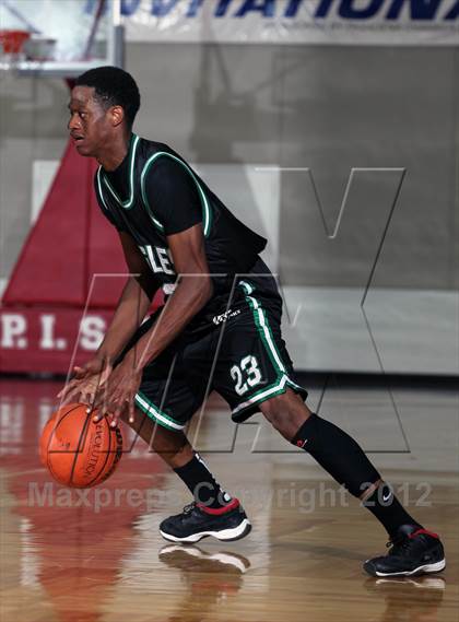 Thumbnail 3 in Pasadena vs. La Porte (McDonald's Texas Invitational) photogallery.