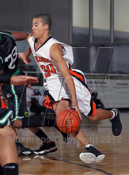 Thumbnail 2 in Pasadena vs. La Porte (McDonald's Texas Invitational) photogallery.