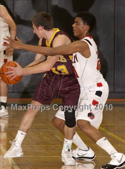 Thumbnail 2 in Elk County Catholic vs. Sewickley Academy (PIAA Class A Second Round) photogallery.