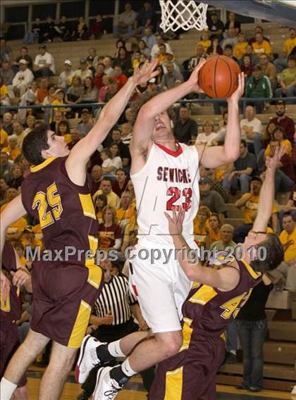 Thumbnail 3 in Elk County Catholic vs. Sewickley Academy (PIAA Class A Second Round) photogallery.