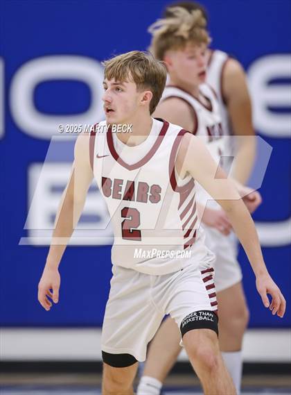 Thumbnail 2 in Willow Springs vs Monett (Bill Rowe's Queen City Classic) photogallery.