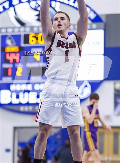 Thumbnail 3 in Willow Springs vs Monett (Bill Rowe's Queen City Classic) photogallery.