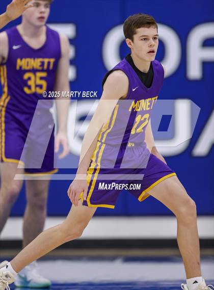 Thumbnail 3 in Willow Springs vs Monett (Bill Rowe's Queen City Classic) photogallery.