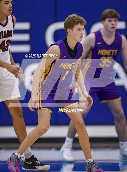 Thumbnail 1 in Willow Springs vs Monett (Bill Rowe's Queen City Classic) photogallery.