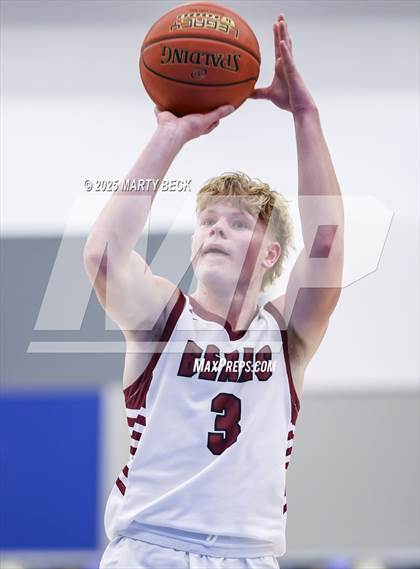 Thumbnail 3 in Willow Springs vs Monett (Bill Rowe's Queen City Classic) photogallery.