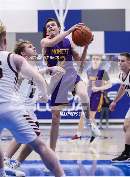 Thumbnail 2 in Willow Springs vs Monett (Bill Rowe's Queen City Classic) photogallery.