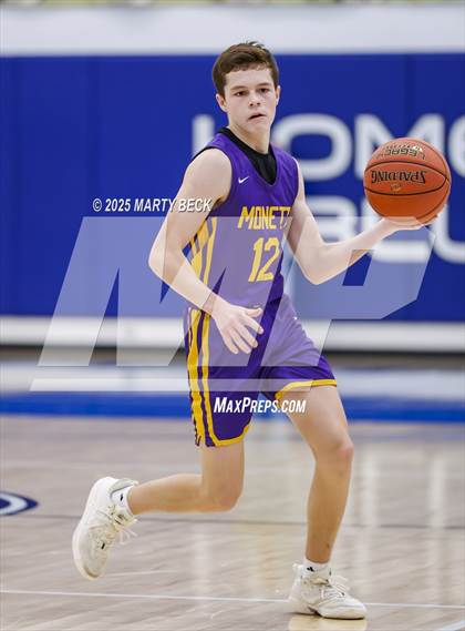 Thumbnail 3 in Willow Springs vs Monett (Bill Rowe's Queen City Classic) photogallery.