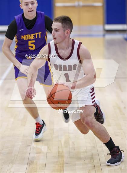Thumbnail 3 in Willow Springs vs Monett (Bill Rowe's Queen City Classic) photogallery.