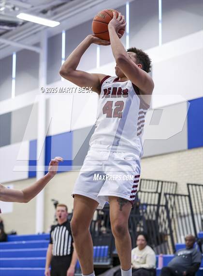 Thumbnail 2 in Willow Springs vs Monett (Bill Rowe's Queen City Classic) photogallery.