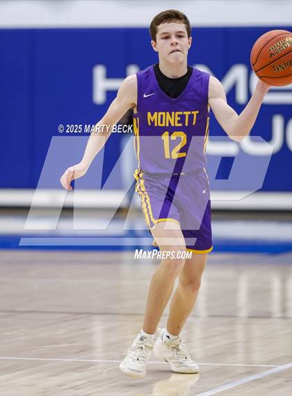 Thumbnail 1 in Willow Springs vs Monett (Bill Rowe's Queen City Classic) photogallery.