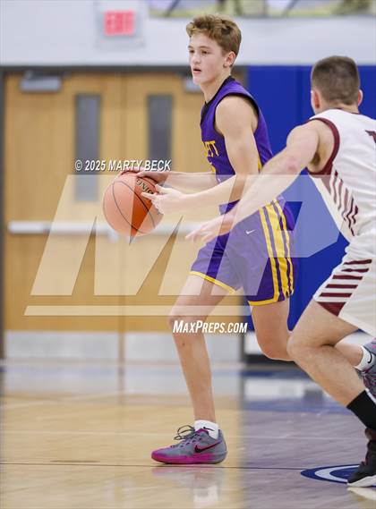 Thumbnail 2 in Willow Springs vs Monett (Bill Rowe's Queen City Classic) photogallery.