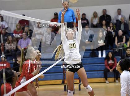 Thumbnail 3 in Redondo Union @ Mira Costa photogallery.