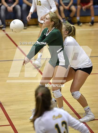 Thumbnail 3 in Redondo Union @ Mira Costa photogallery.