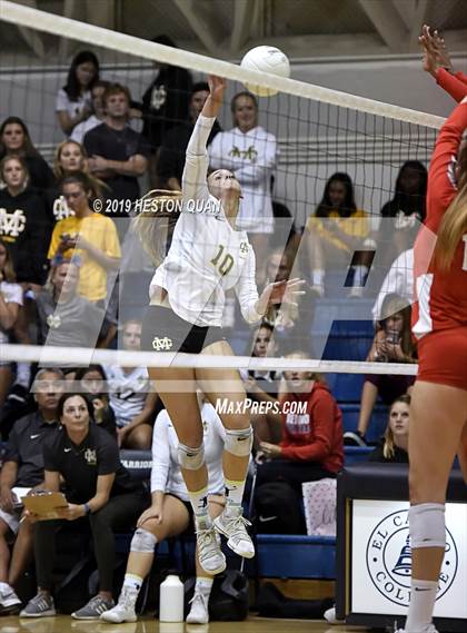 Thumbnail 3 in Redondo Union @ Mira Costa photogallery.
