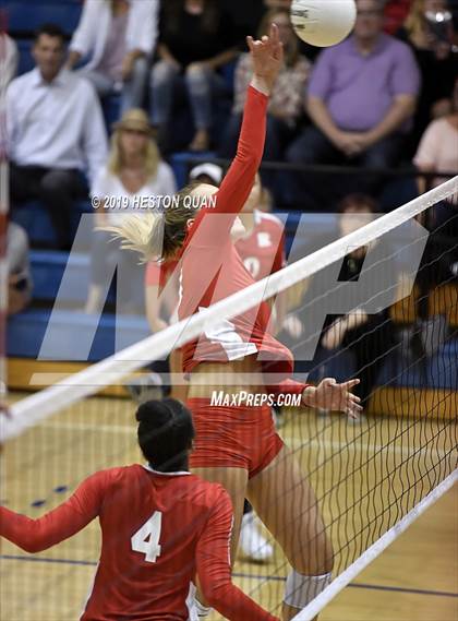 Thumbnail 3 in Redondo Union @ Mira Costa photogallery.