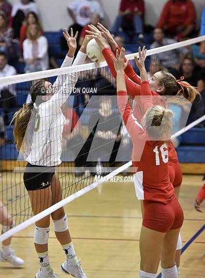 Thumbnail 1 in Redondo Union @ Mira Costa photogallery.