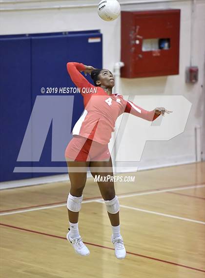 Thumbnail 1 in Redondo Union @ Mira Costa photogallery.