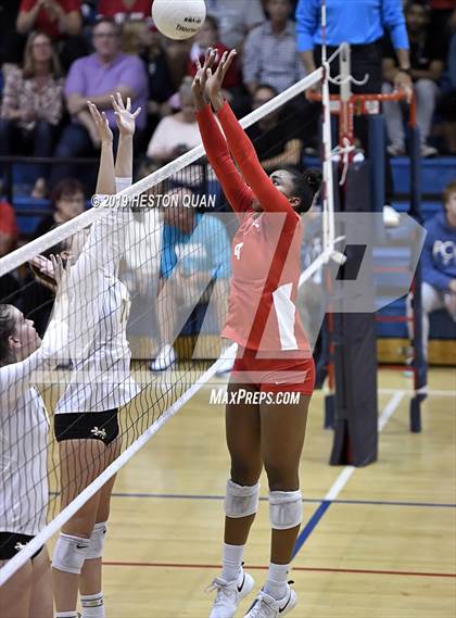 Thumbnail 3 in Redondo Union @ Mira Costa photogallery.