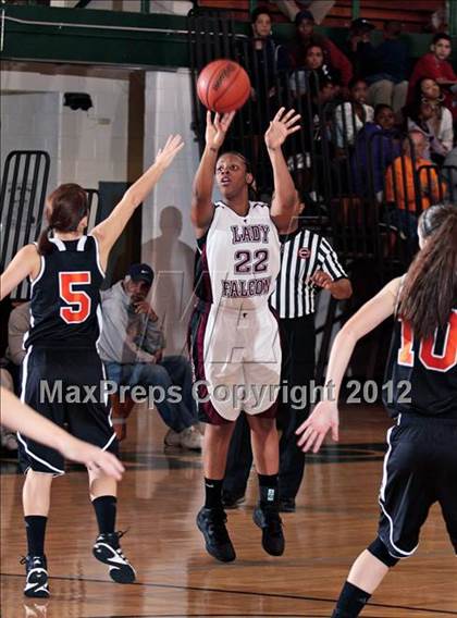 Thumbnail 2 in Pigeon Forge vs. Fulton (D3-AAA final) photogallery.