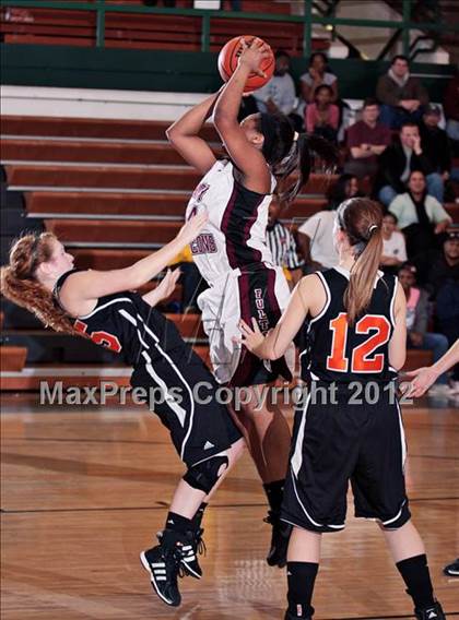 Thumbnail 3 in Pigeon Forge vs. Fulton (D3-AAA final) photogallery.