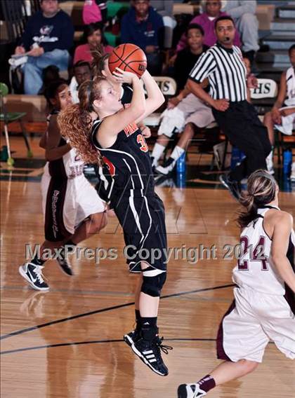 Thumbnail 2 in Pigeon Forge vs. Fulton (D3-AAA final) photogallery.