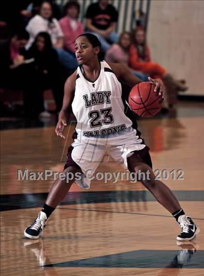 Thumbnail 2 in Pigeon Forge vs. Fulton (D3-AAA final) photogallery.