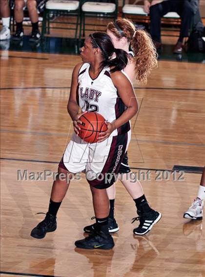 Thumbnail 3 in Pigeon Forge vs. Fulton (D3-AAA final) photogallery.