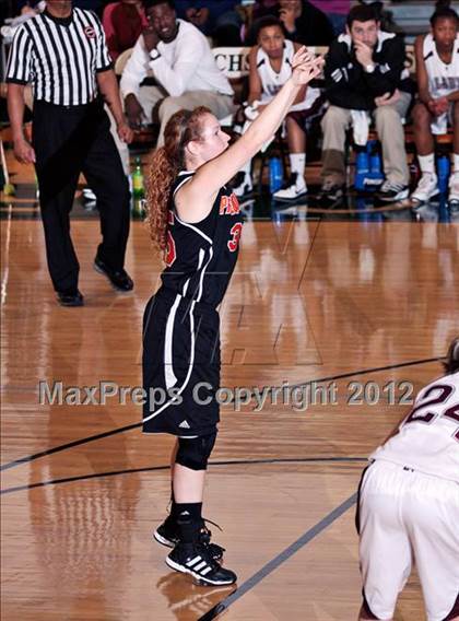 Thumbnail 1 in Pigeon Forge vs. Fulton (D3-AAA final) photogallery.