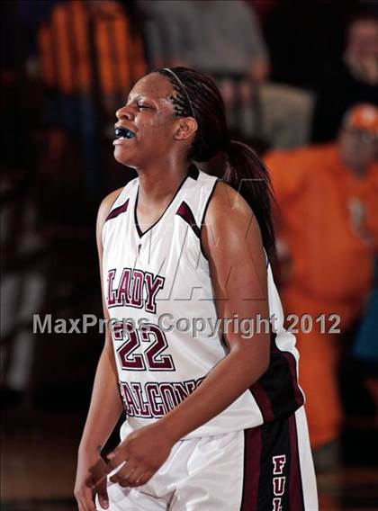 Thumbnail 2 in Pigeon Forge vs. Fulton (D3-AAA final) photogallery.