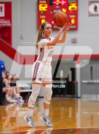 Thumbnail 2 in Danville vs. Crawfordsville (IHSAA 3A Sectional Semifinal) photogallery.