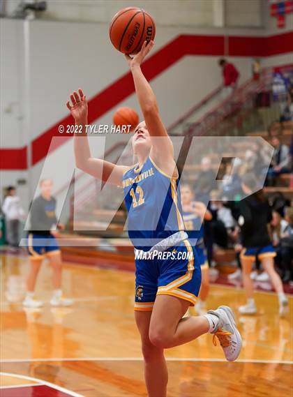 Thumbnail 2 in Danville vs. Crawfordsville (IHSAA 3A Sectional Semifinal) photogallery.