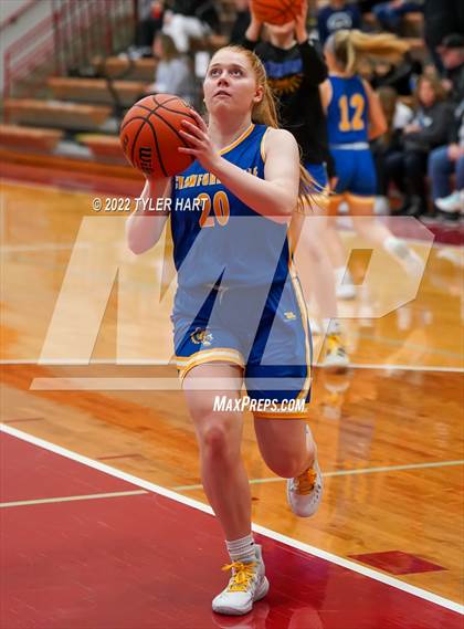 Thumbnail 1 in Danville vs. Crawfordsville (IHSAA 3A Sectional Semifinal) photogallery.