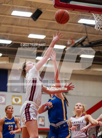 Thumbnail 2 in Danville vs. Crawfordsville (IHSAA 3A Sectional Semifinal) photogallery.