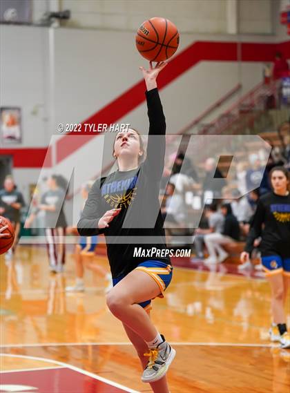 Thumbnail 2 in Danville vs. Crawfordsville (IHSAA 3A Sectional Semifinal) photogallery.
