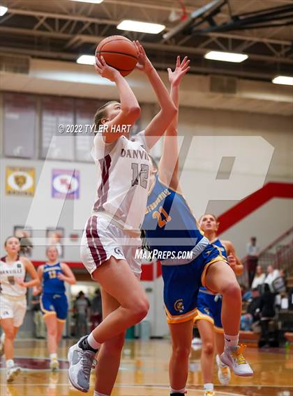 Thumbnail 3 in Danville vs. Crawfordsville (IHSAA 3A Sectional Semifinal) photogallery.