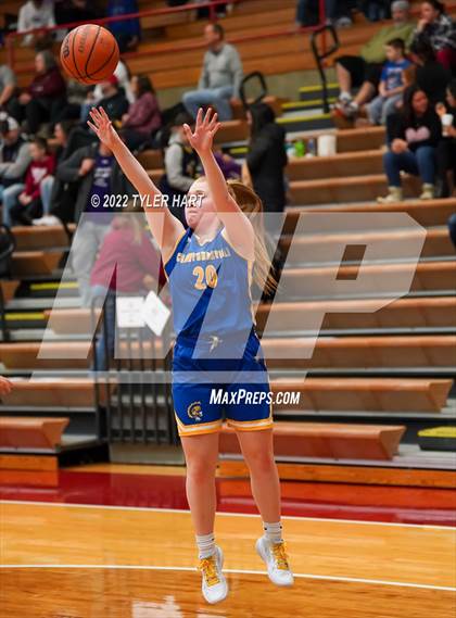 Thumbnail 2 in Danville vs. Crawfordsville (IHSAA 3A Sectional Semifinal) photogallery.