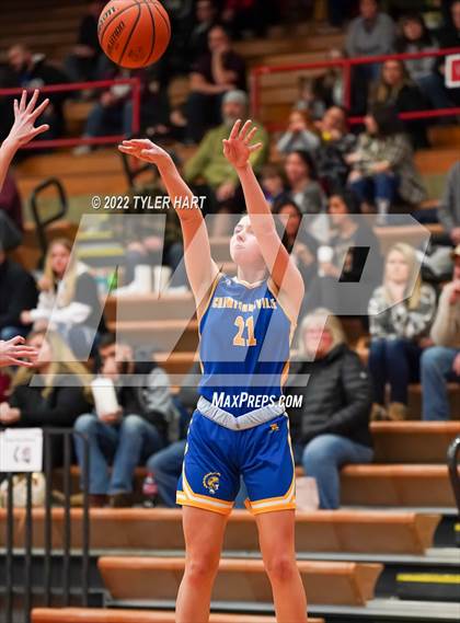 Thumbnail 1 in Danville vs. Crawfordsville (IHSAA 3A Sectional Semifinal) photogallery.